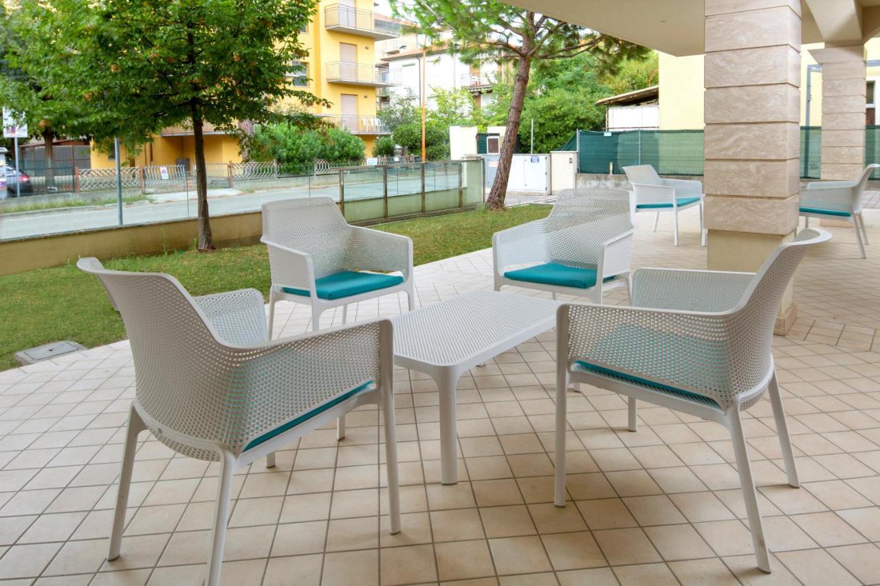 Residence I Diamanti - Siroli Collection Cervia Exterior foto
